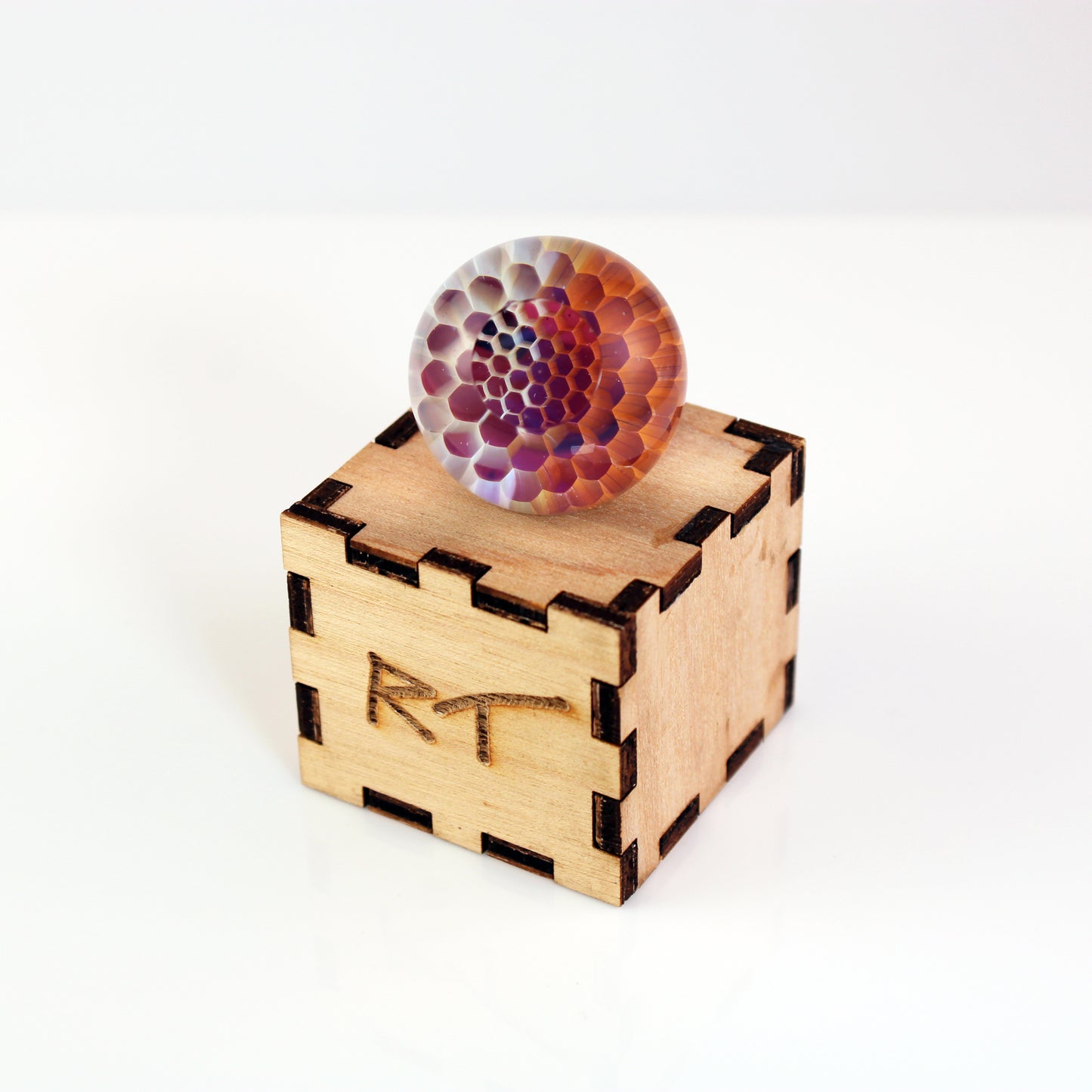 26mm Window Marble Reflection with Gold Amethyst