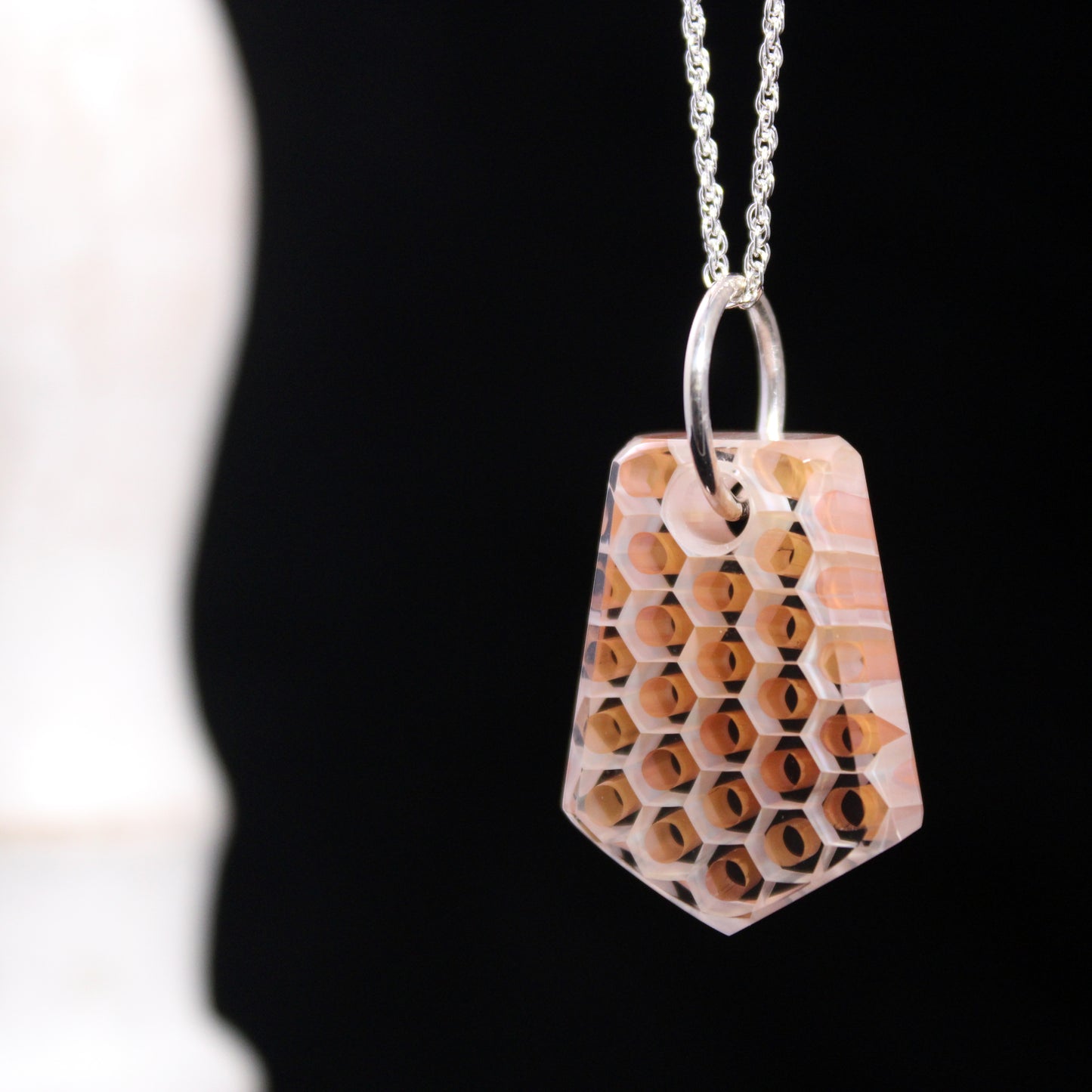 "Silhouette"Honey Jewel Necklace