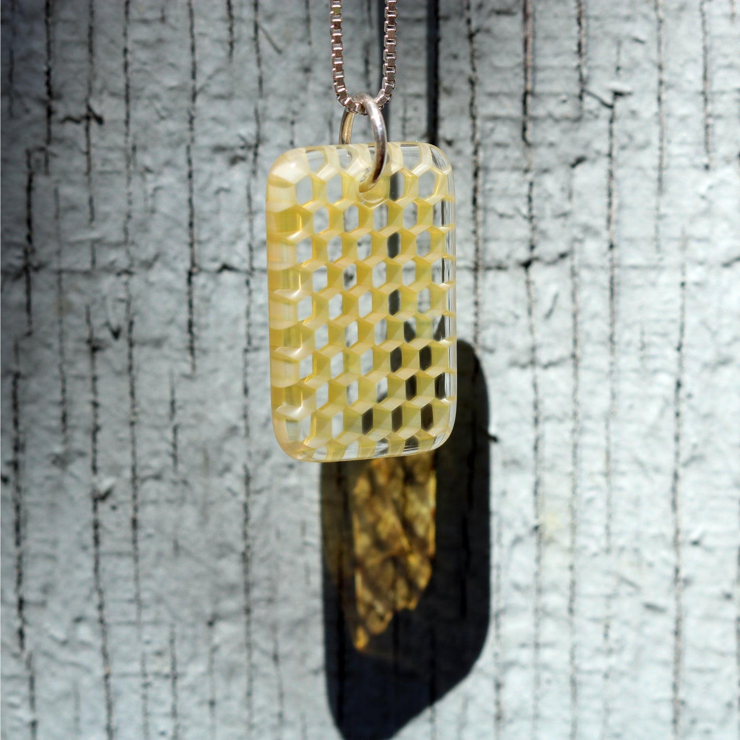 "Asimi" Rectangular Honeyglass Necklace