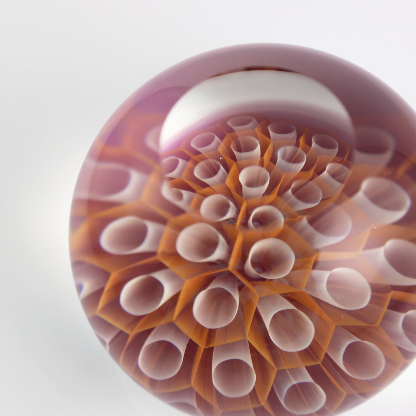 67mm Paperweight 'Silhouette' with Gold Amethyst